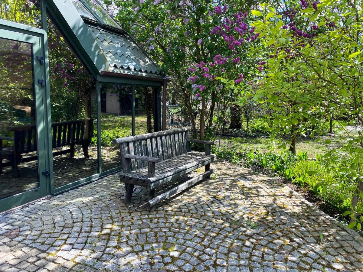 Hotel Garden Oleśnica Exterior foto